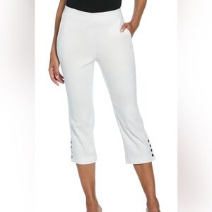 Rafaella Women's White Button-Detail Capris